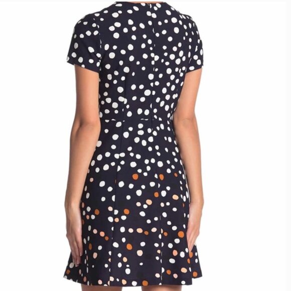 NWT $128 Vince Camuto Polka Dot Short Sleeve Fit & Flare Dress in NAVY MULTI-2P! - Picture 3 of 11